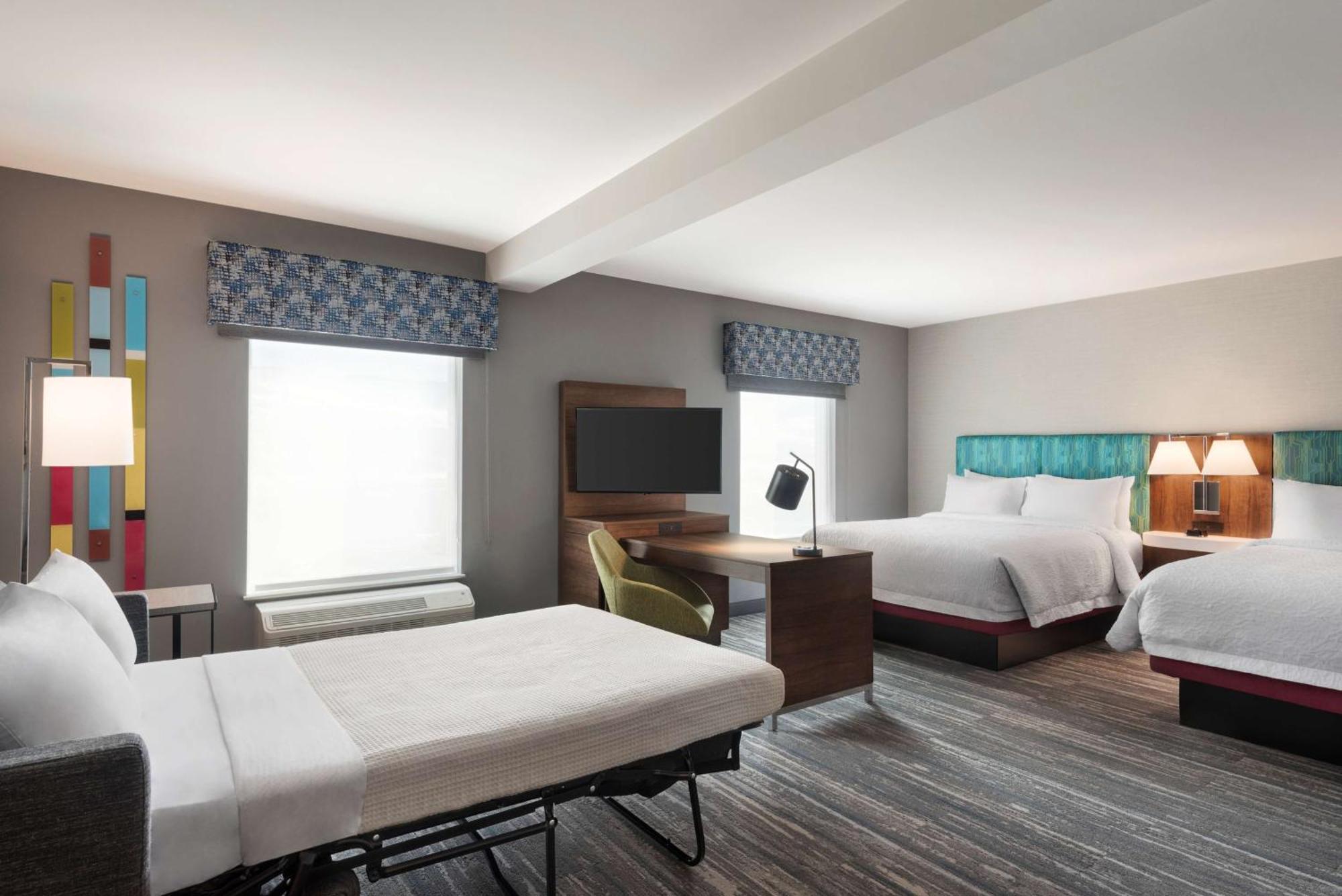 Hampton Inn & Suites Kelowna, British Columbia, Canada Extérieur photo