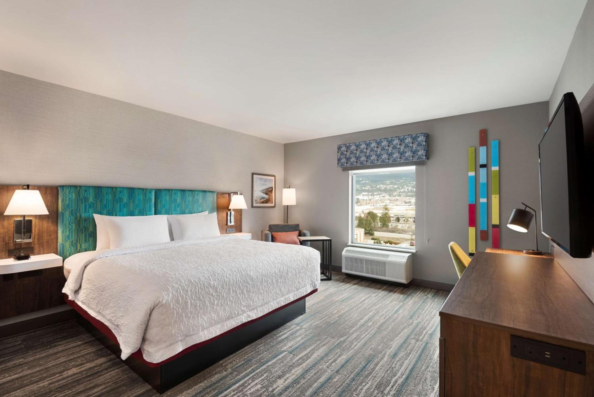Hampton Inn & Suites Kelowna, British Columbia, Canada Extérieur photo